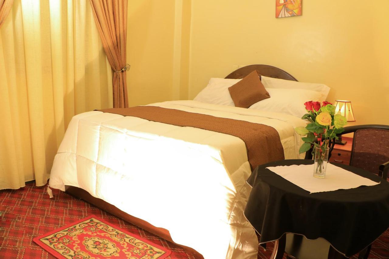 Keba Guest House Адис Абеба Екстериор снимка