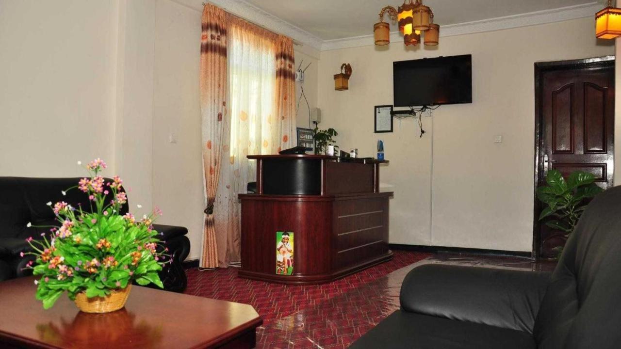 Keba Guest House Адис Абеба Екстериор снимка
