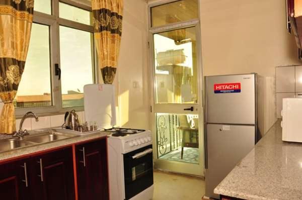 Keba Guest House Адис Абеба Екстериор снимка
