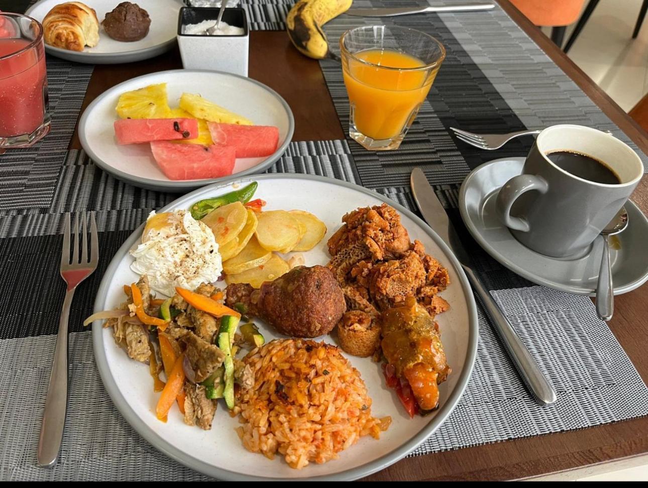 Keba Guest House Адис Абеба Екстериор снимка