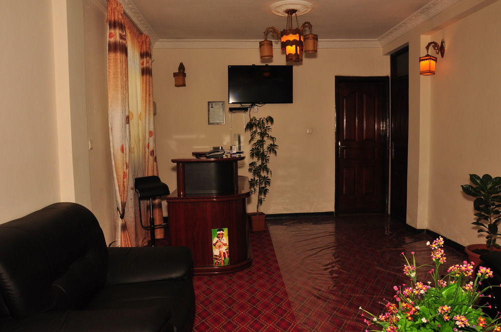 Keba Guest House Адис Абеба Екстериор снимка