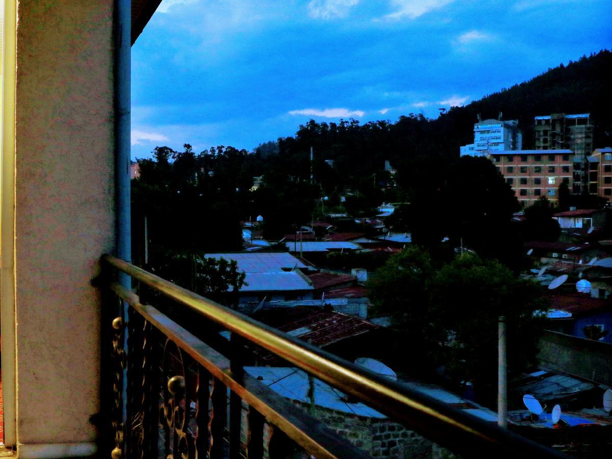 Keba Guest House Адис Абеба Екстериор снимка