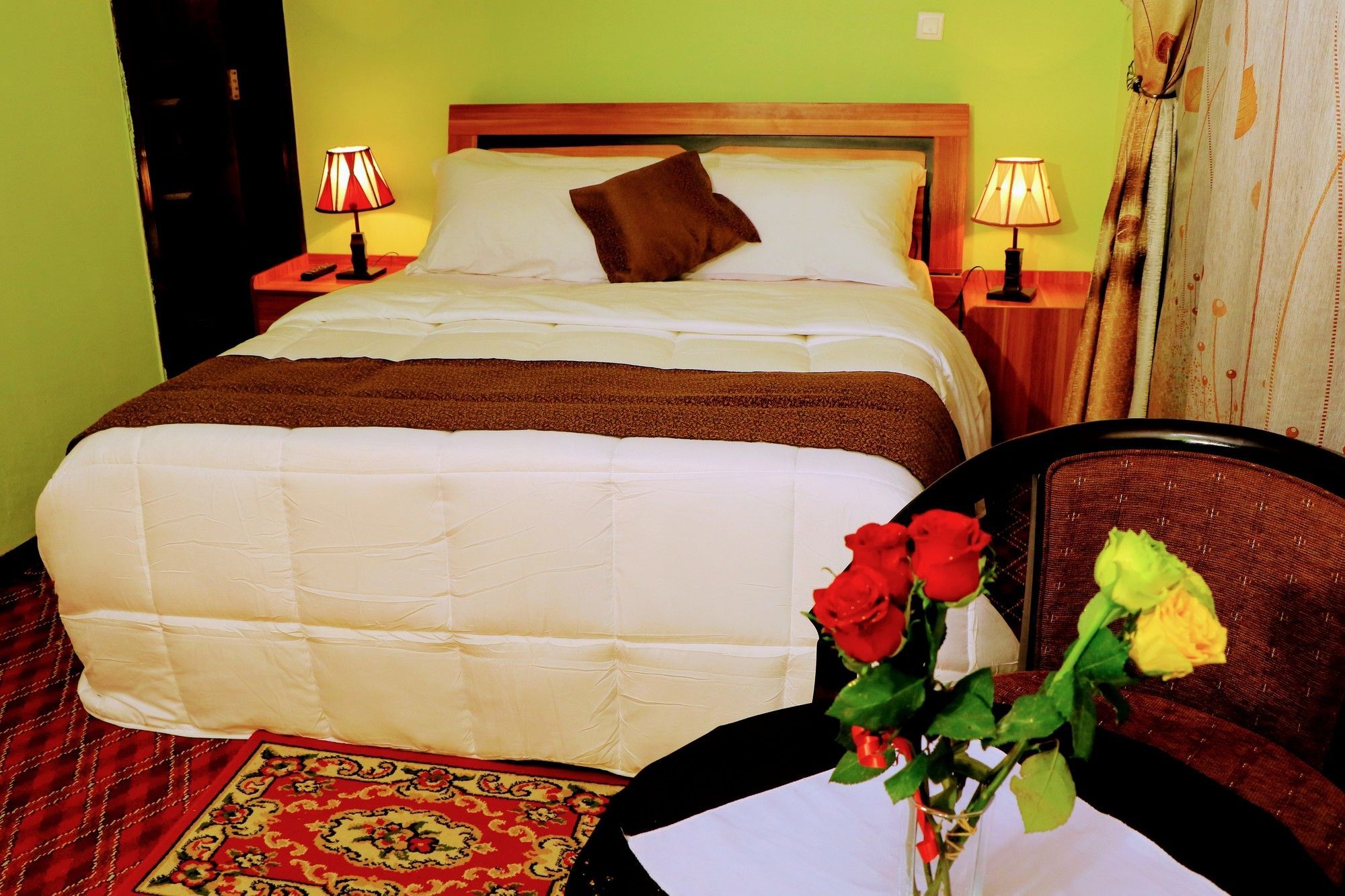 Keba Guest House Адис Абеба Екстериор снимка